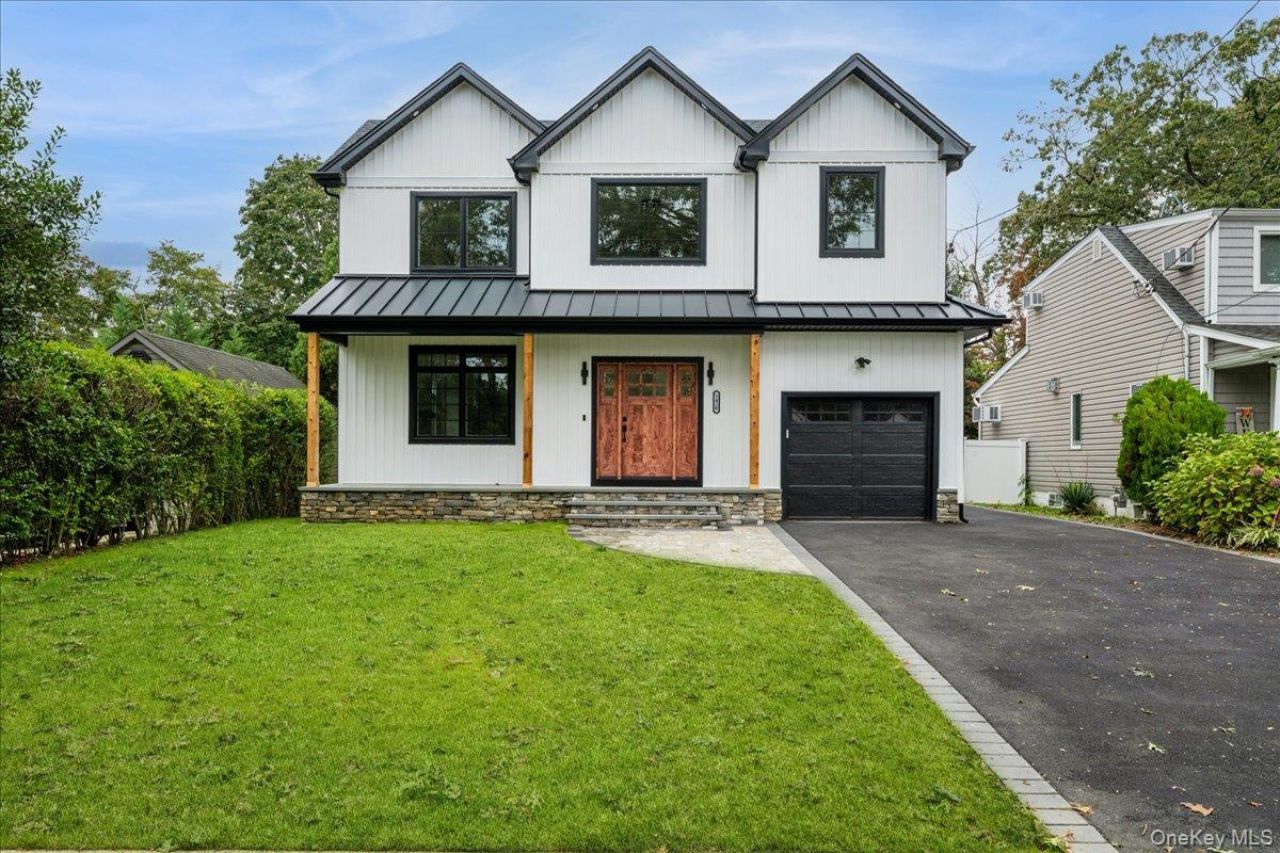 1420 Poulson Street, Wantagh, NY 11793 Main Photo