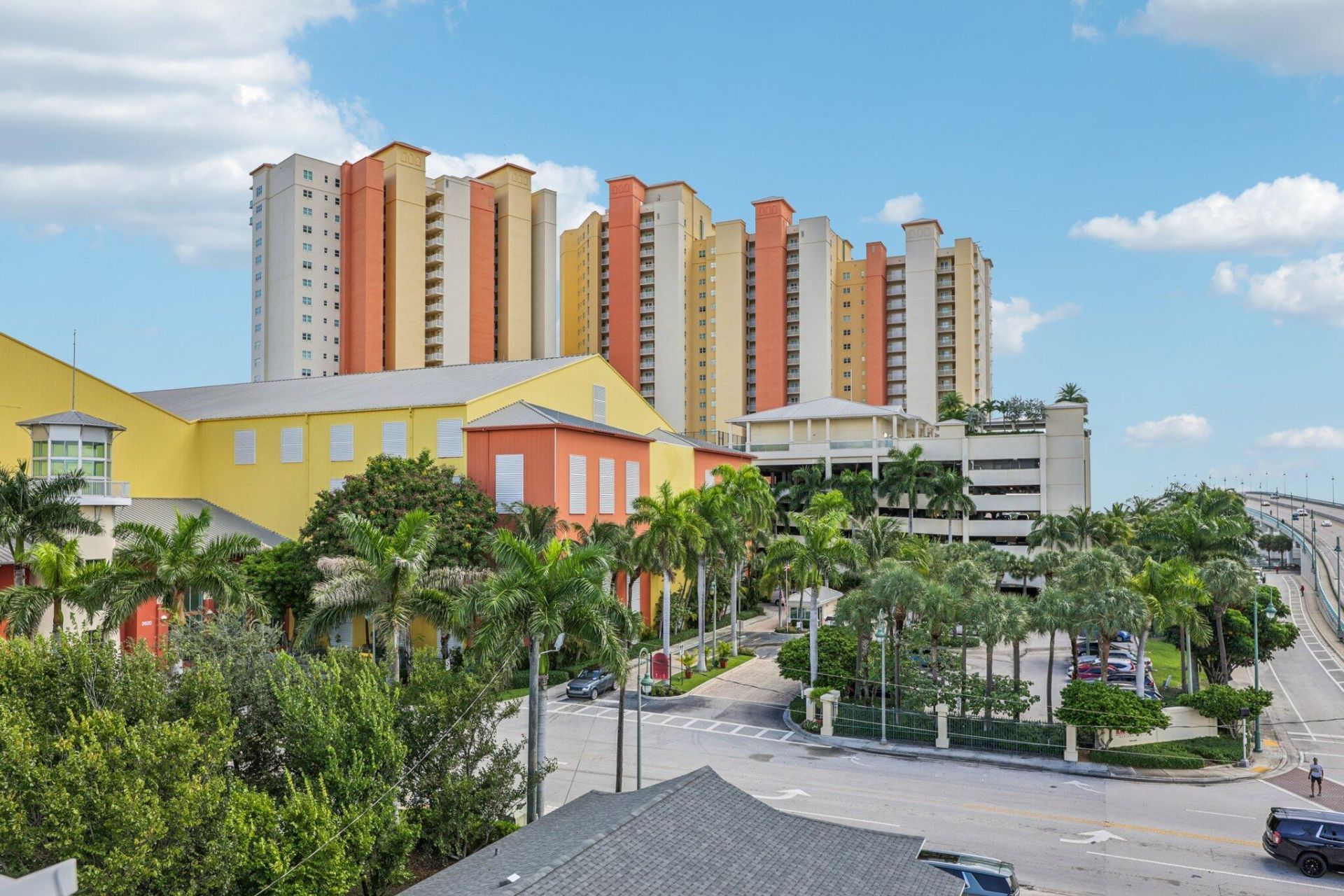 2640 Lake Shore Drive, Unit 2008, Riviera Beach, FL 33404 Photo