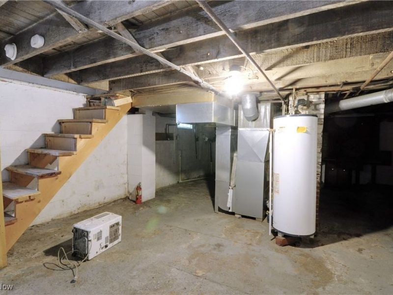 217 W Summit Street, Barberton, OH 44203 Photo 15