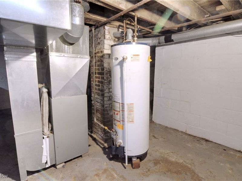 217 W Summit Street, Barberton, OH 44203 Photo 17