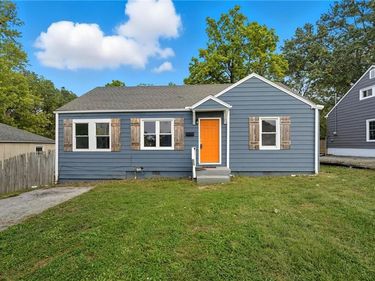 5609 Oakland Avenue, Kansas City, MO 64129