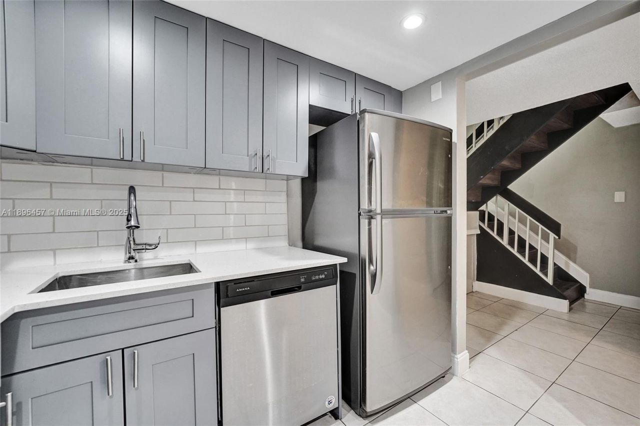 8401 W Sample Rd, Unit 20, Coral Springs, FL 33065 Photo