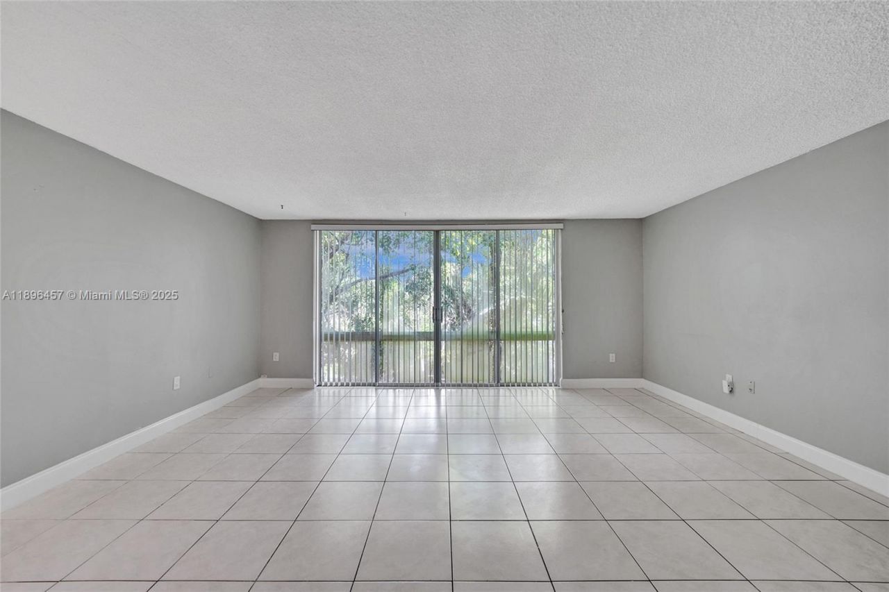 8401 W Sample Rd, Unit 20, Coral Springs, FL 33065 Photo