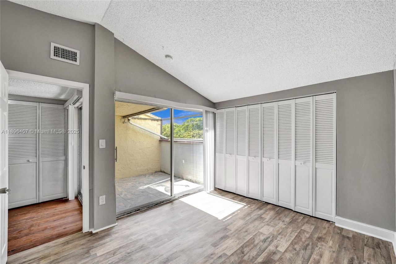 8401 W Sample Rd, Unit 20, Coral Springs, FL 33065 Photo