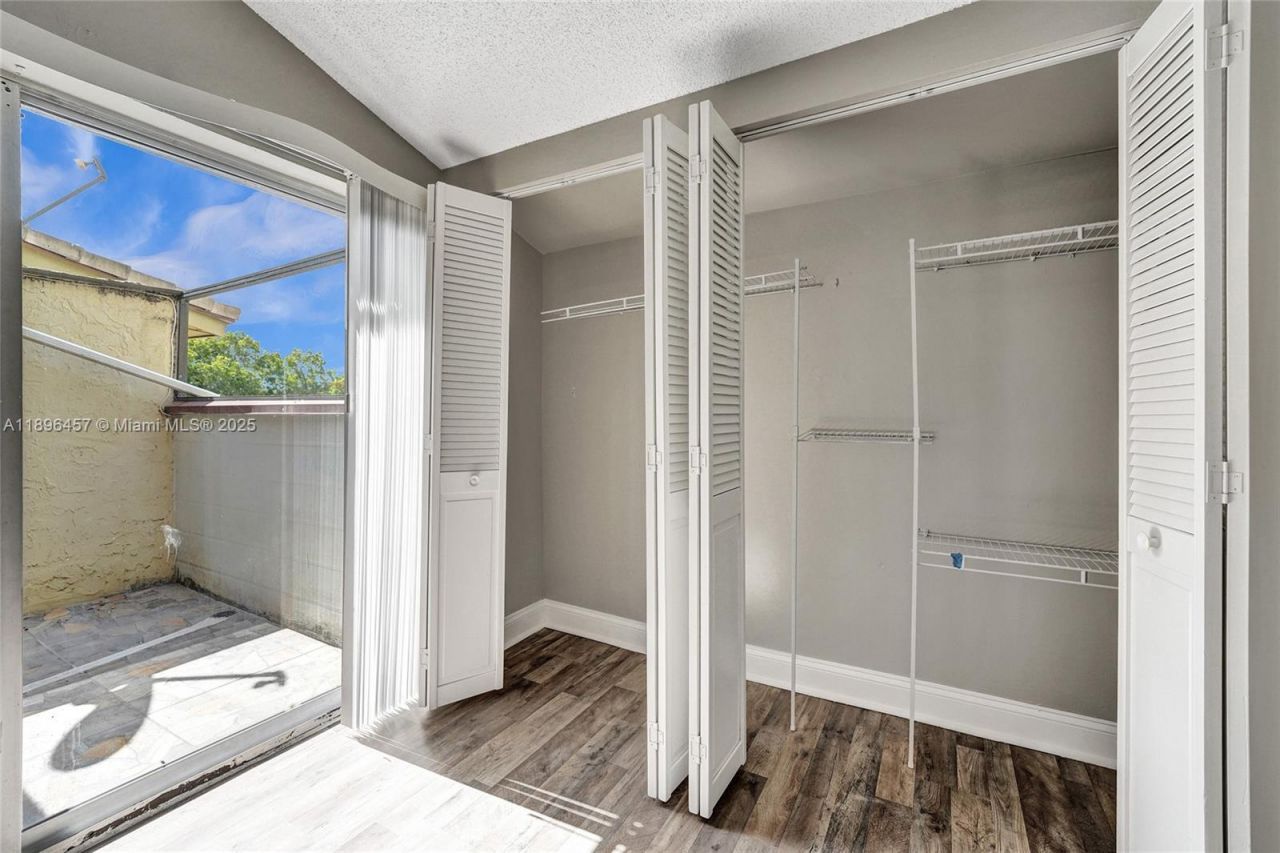 8401 W Sample Rd, Unit 20, Coral Springs, FL 33065 Photo