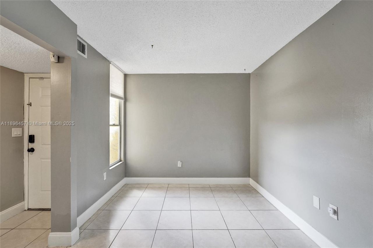 8401 W Sample Rd, Unit 20, Coral Springs, FL 33065 Photo