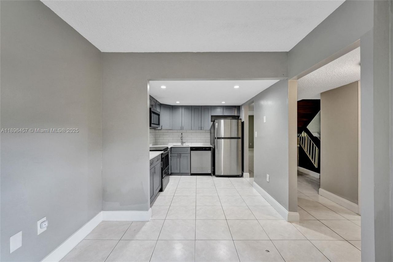 8401 W Sample Rd, Unit 20, Coral Springs, FL 33065 Photo