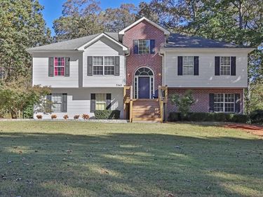 7343 Peacebrook Drive, Flowery Branch, GA 30542