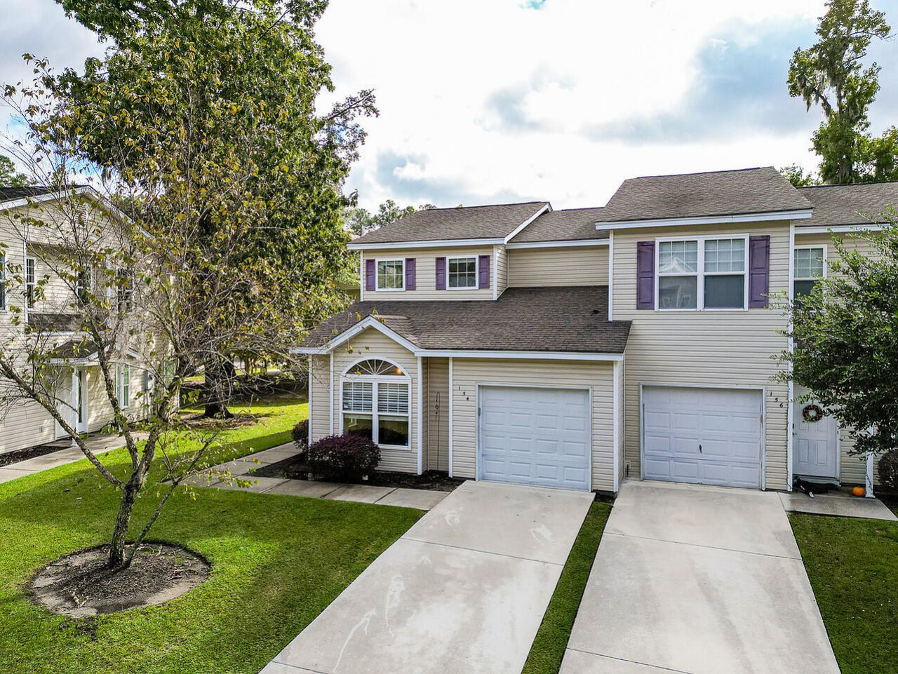 154 Grand Oaks Drive Photo 2