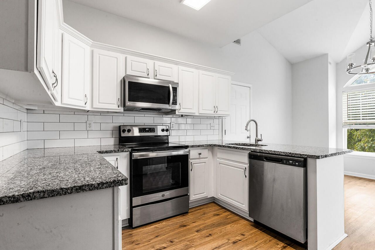 154 Grand Oaks Drive Photo 6