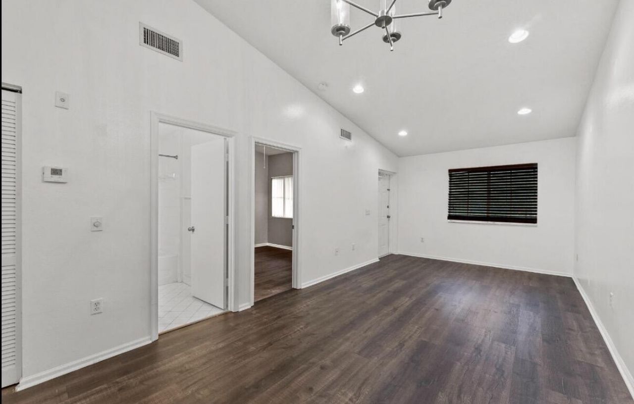 3780 N Jog Road, Unit 202, West Palm Beach, FL 33411 Photo