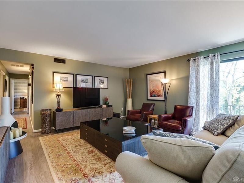 5380 Landau Drive, Unit 40, Dayton, OH 45429 Photo 4