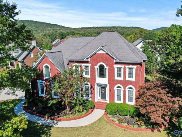 3000 Kincade Way SE, Owens Cross Roads, AL 35763