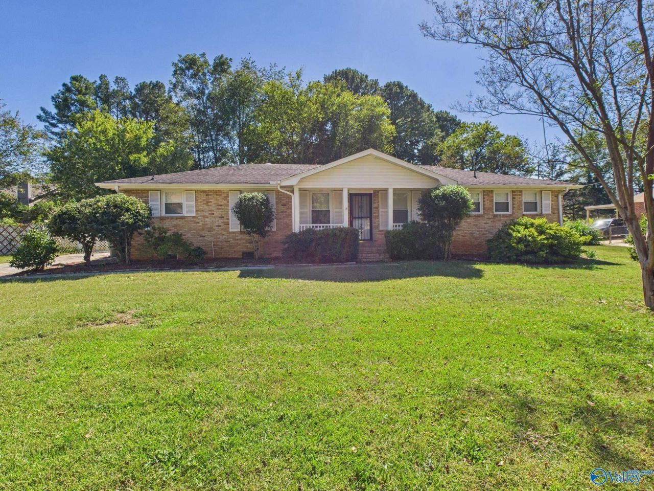 3303 Mcdow Avenue Nw, Huntsville, AL 35816 Main Photo