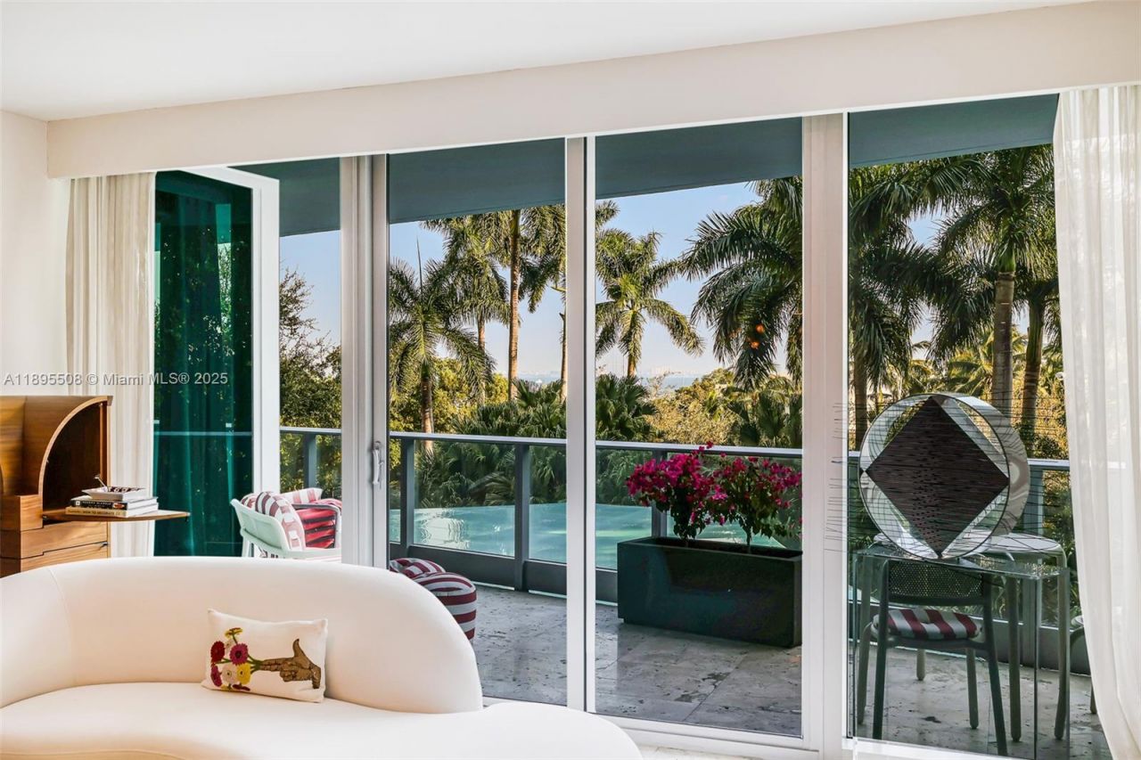 2627 S Bayshore Dr, Unit 504, Miami, FL 33133 Photo