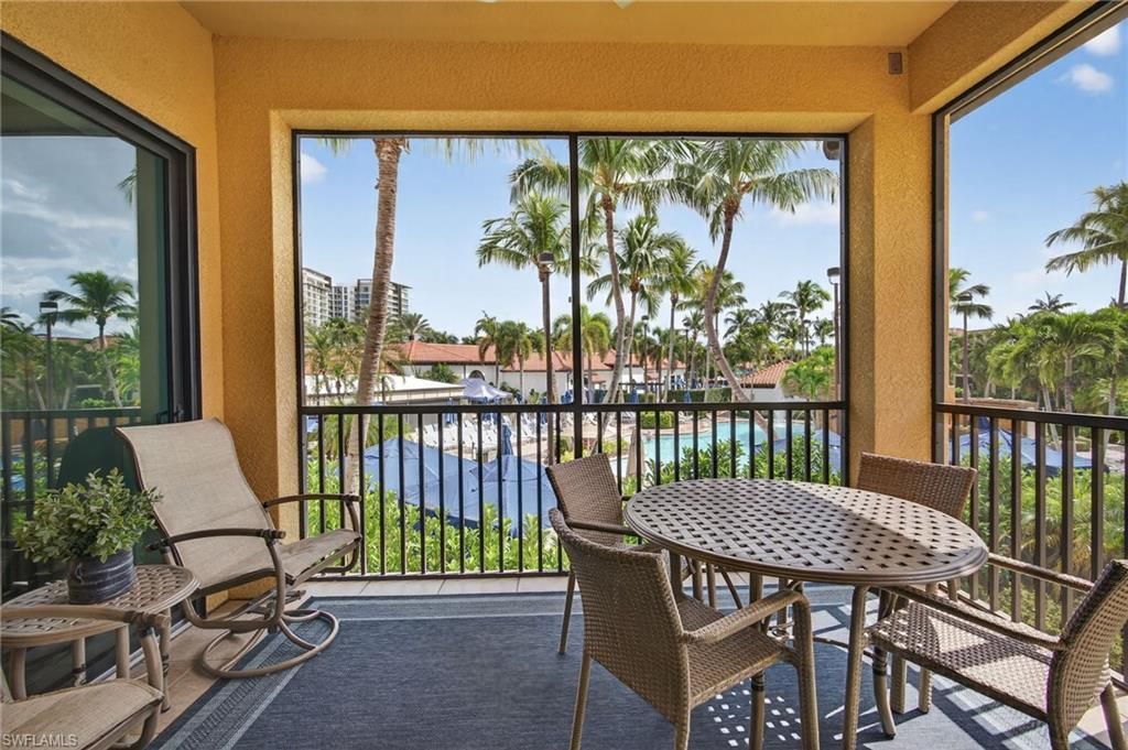 975 Sandpiper St, Unit A204, Naples, FL 34102 Photo