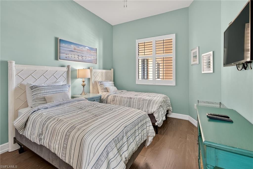 975 Sandpiper St, Unit A204, Naples, FL 34102 Photo