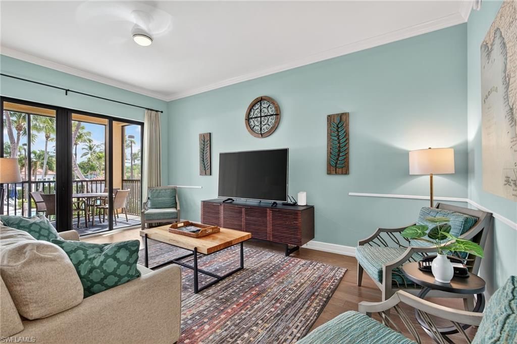 975 Sandpiper St, Unit A204, Naples, FL 34102 Photo