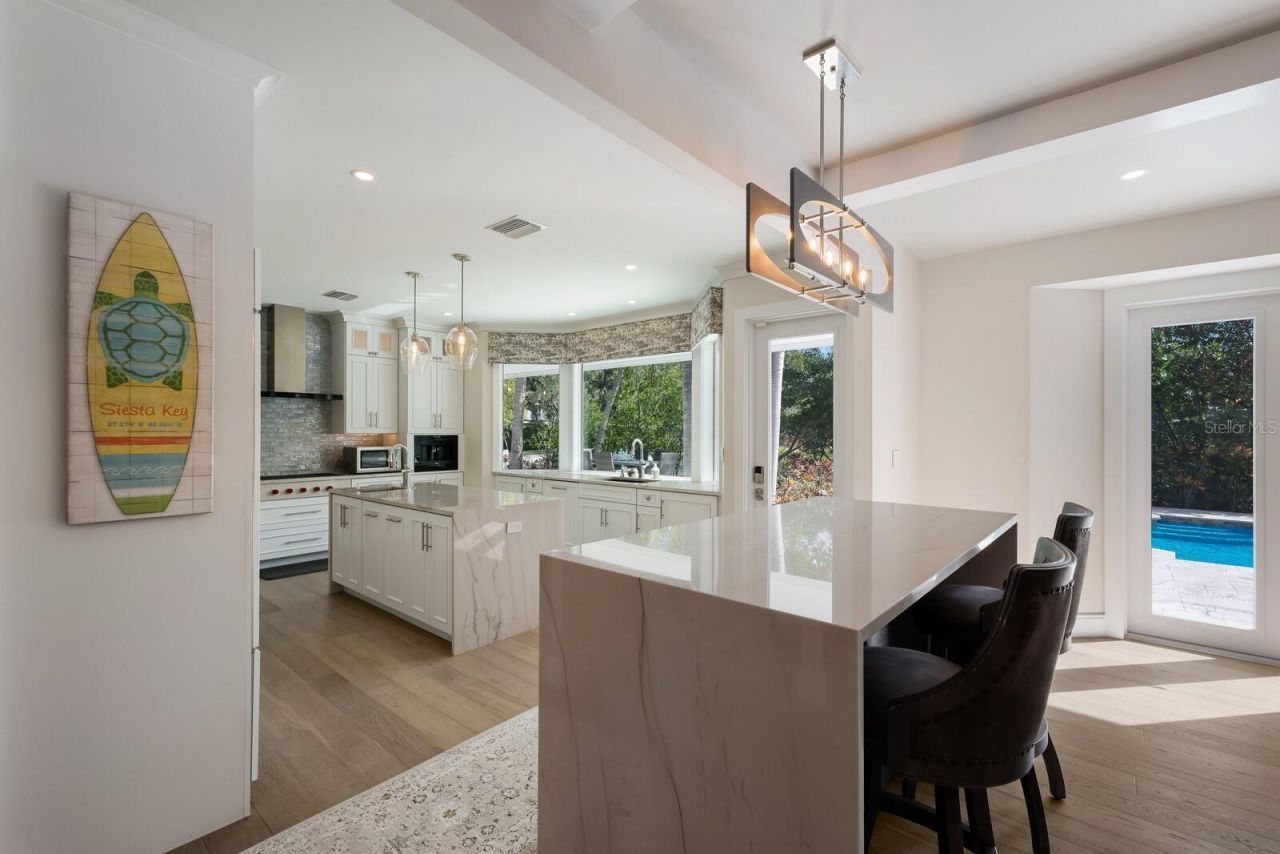 1253 N Basin Lane, Sarasota, FL 34242 Photo