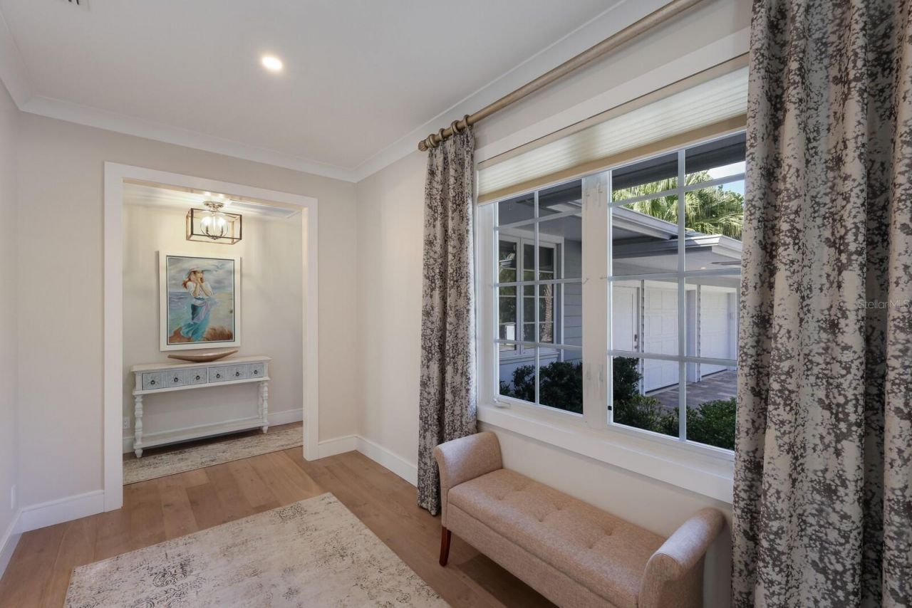 1253 N Basin Lane, Sarasota, FL 34242 Photo