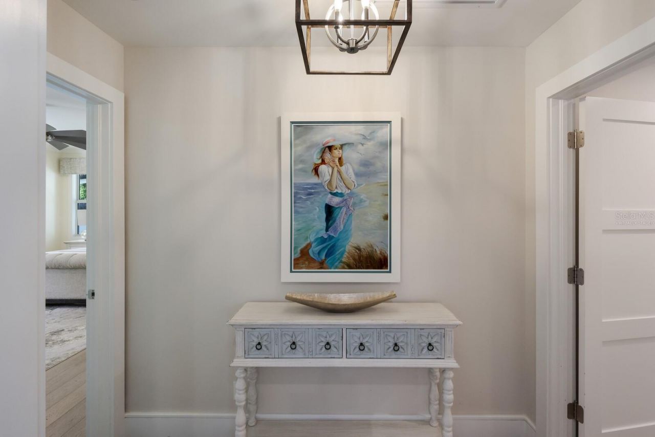 1253 N Basin Lane, Sarasota, FL 34242 Photo