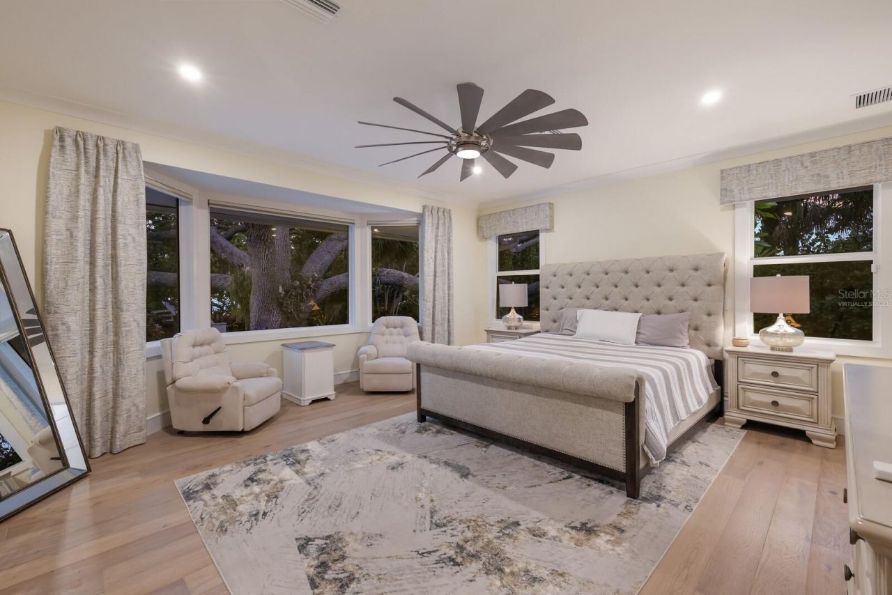 1253 N Basin Lane, Sarasota, FL 34242 Photo