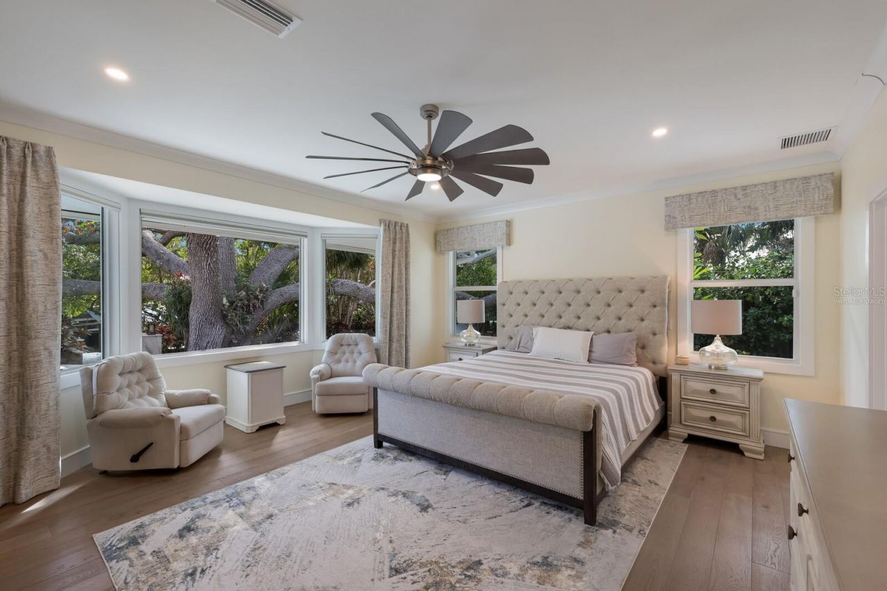 1253 N Basin Lane, Sarasota, FL 34242 Photo