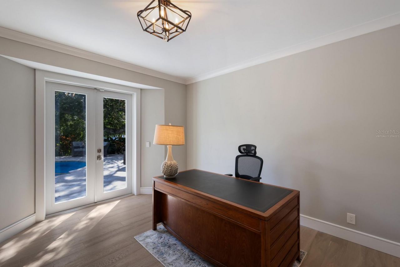 1253 N Basin Lane, Sarasota, FL 34242 Photo