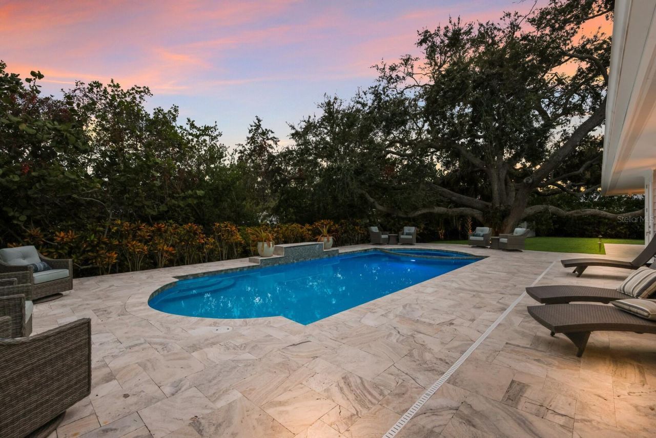 1253 N Basin Lane, Sarasota, FL 34242 Photo