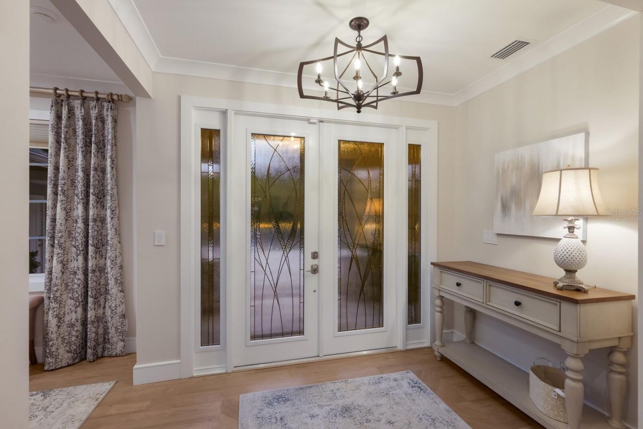 1253 N Basin Lane, Sarasota, FL 34242 Photo