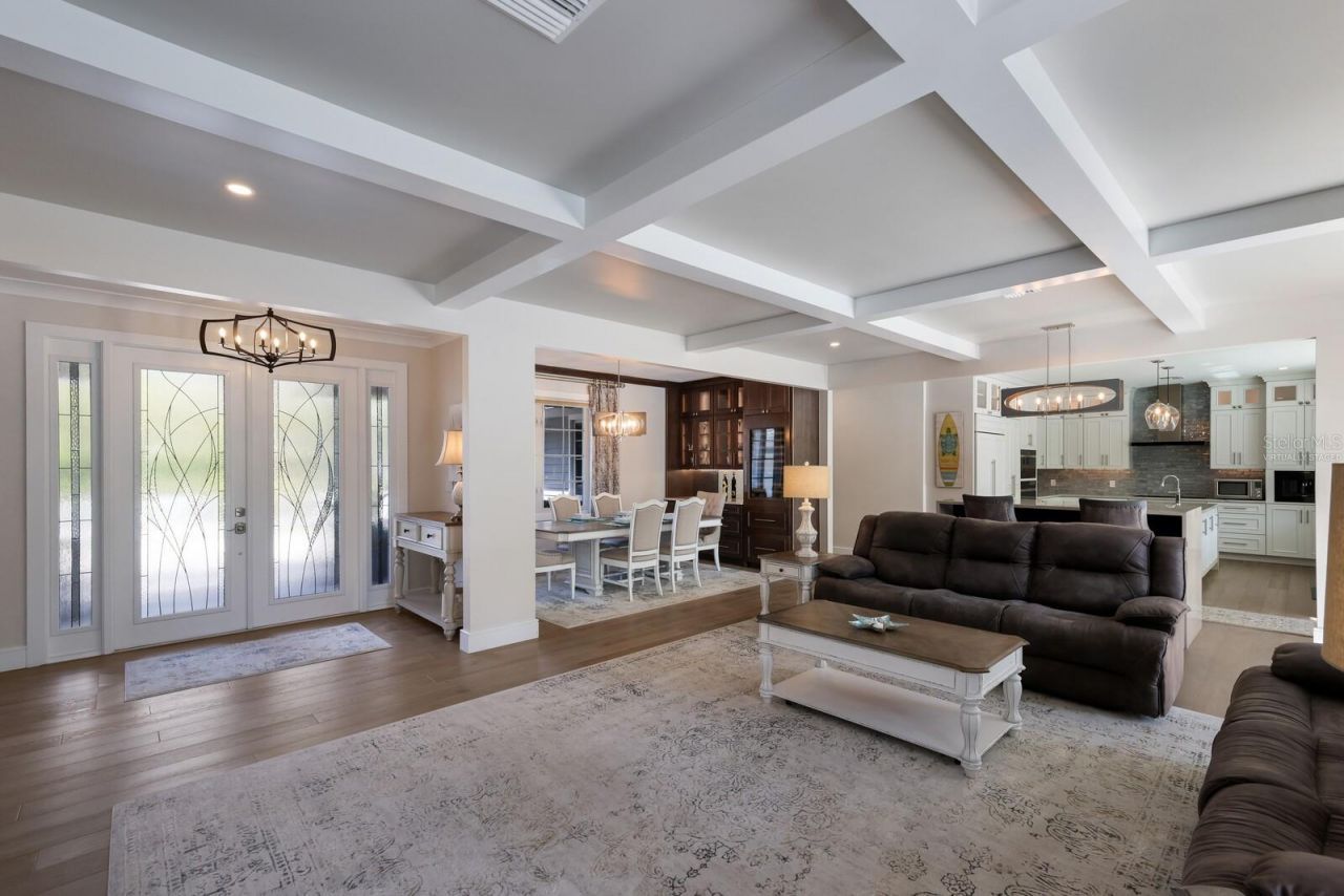 1253 N Basin Lane, Sarasota, FL 34242 Photo