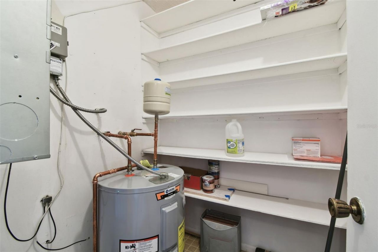 350 79th Avenue N, Unit 108, Saint Petersburg, FL 33702 Photo