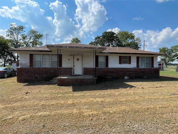 704 Rabon Drive, Stratford, OK 74872