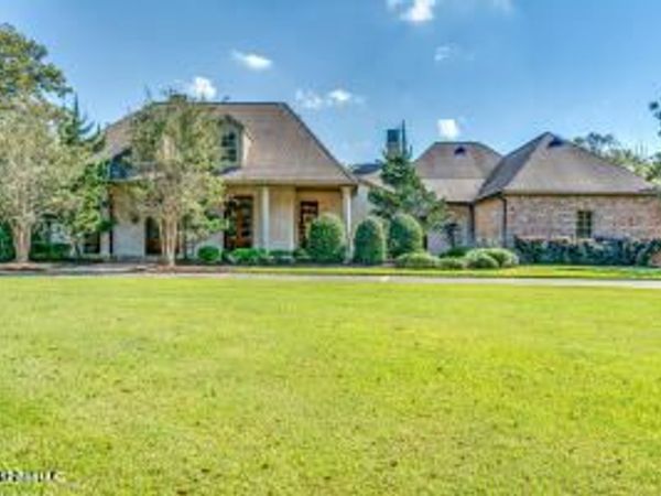 102 Bridgewater Crossing, Ridgeland, MS 39157