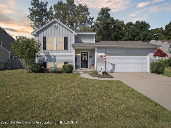 380 Spicetree Lane, Mason, MI 48854