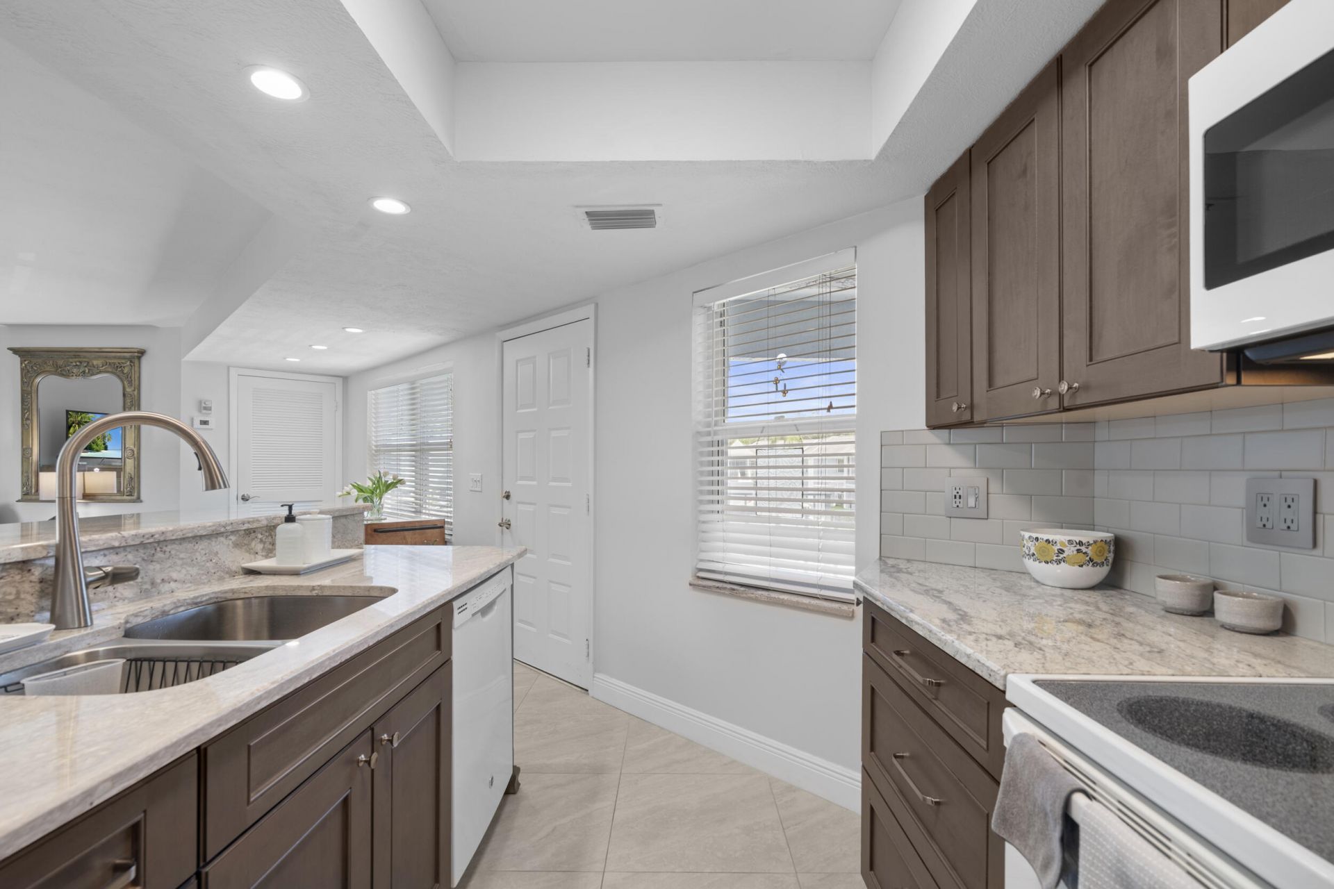 3236 SE Aster Lane, Unit M228, Stuart, FL 34994 Photo