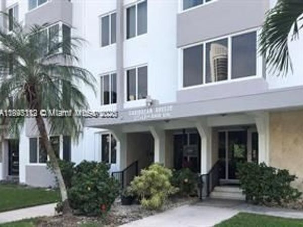 250 180th Dr, Unit 105, Sunny Isles Beach, FL 33160