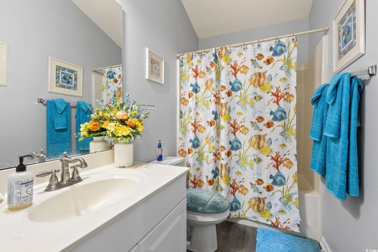 353 Worthington Circle Photo 17