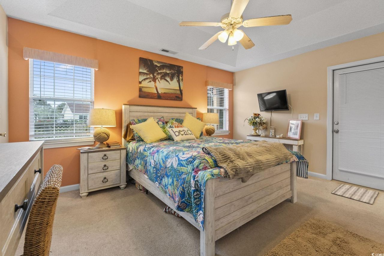 353 Worthington Circle Photo 23