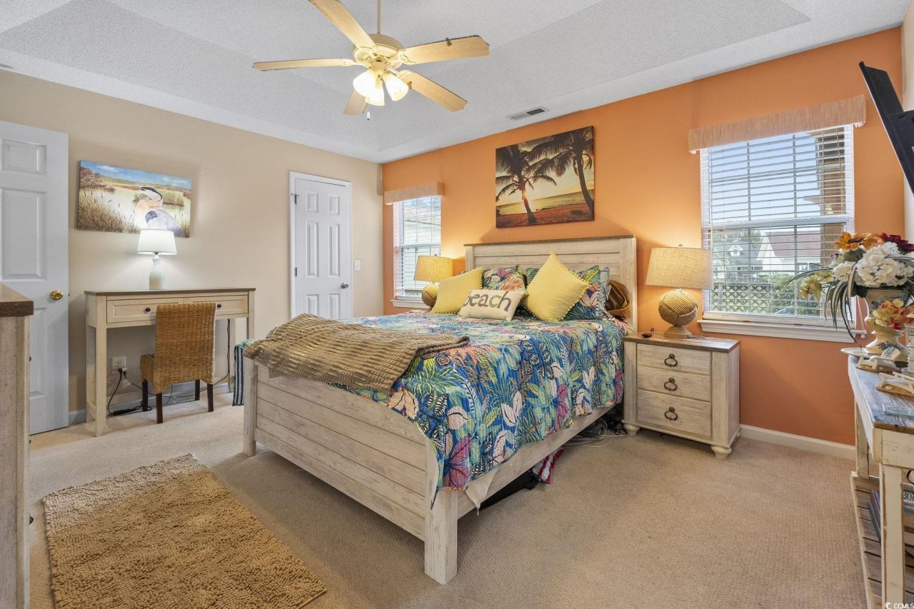 353 Worthington Circle Photo 25