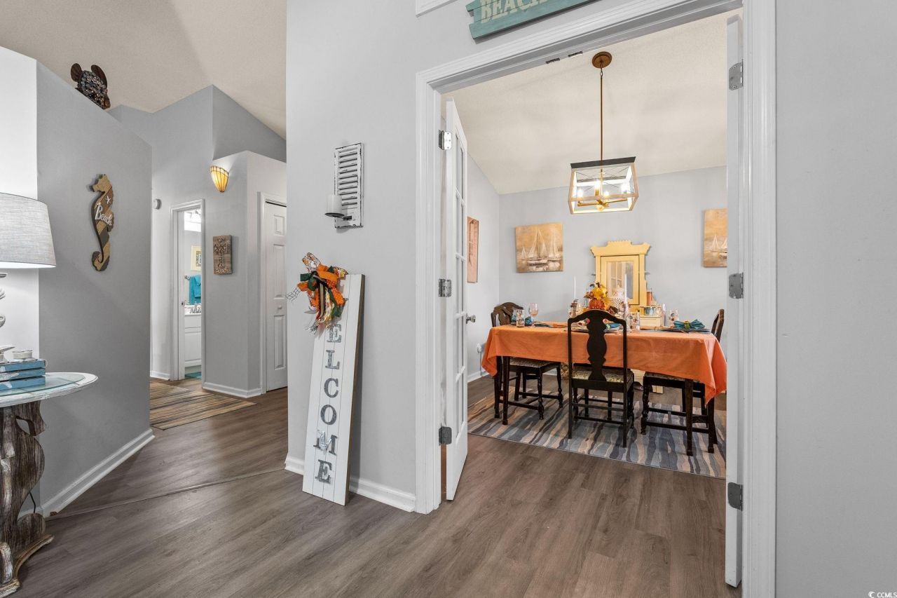 353 Worthington Circle Photo 9