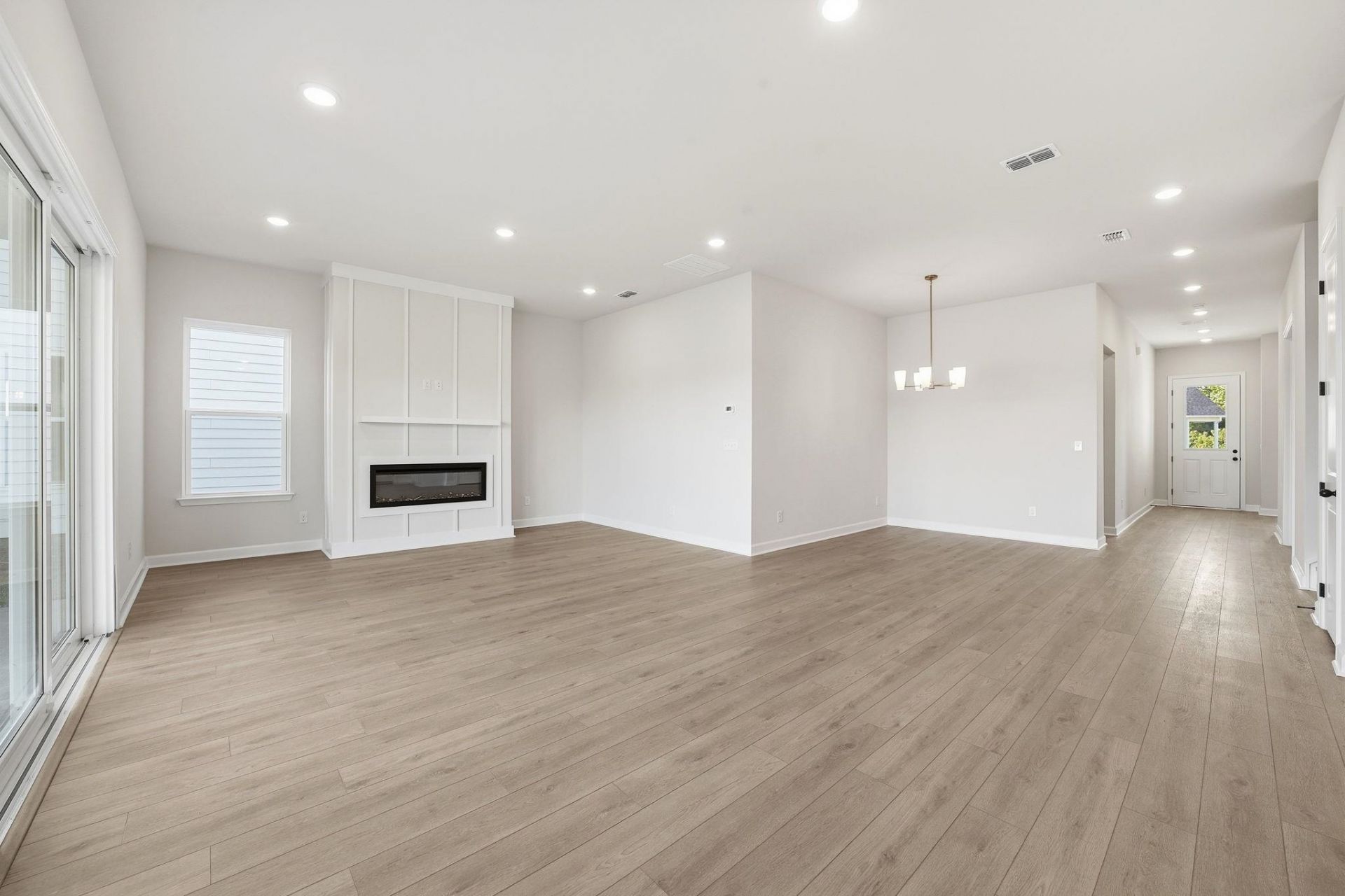 1008 Triton Ave. Photo 12