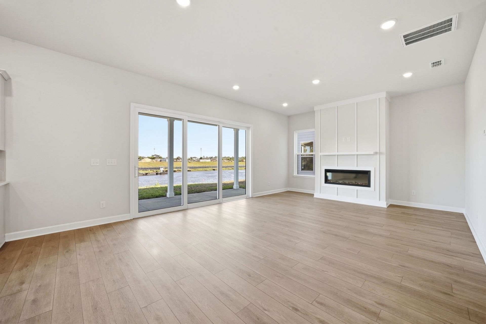 1008 Triton Ave. Photo 13