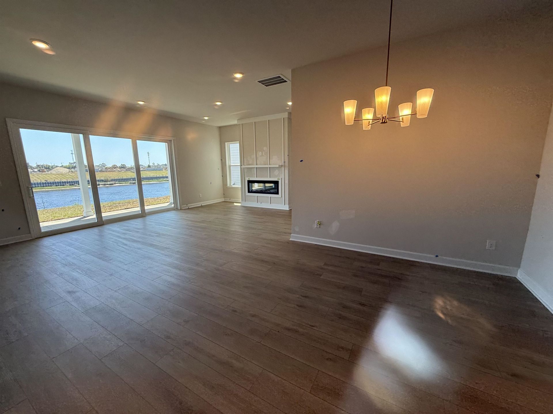 1008 Triton Ave. Photo 17