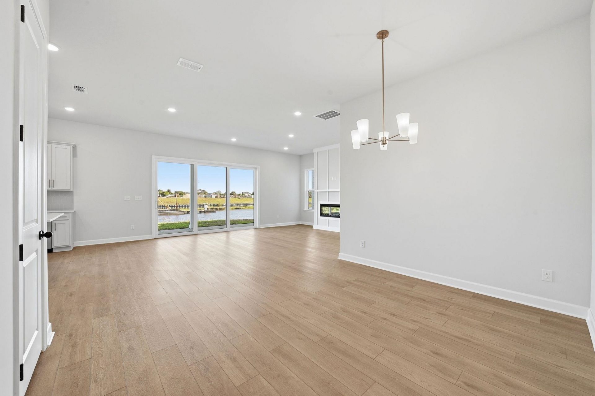 1008 Triton Ave. Photo 18