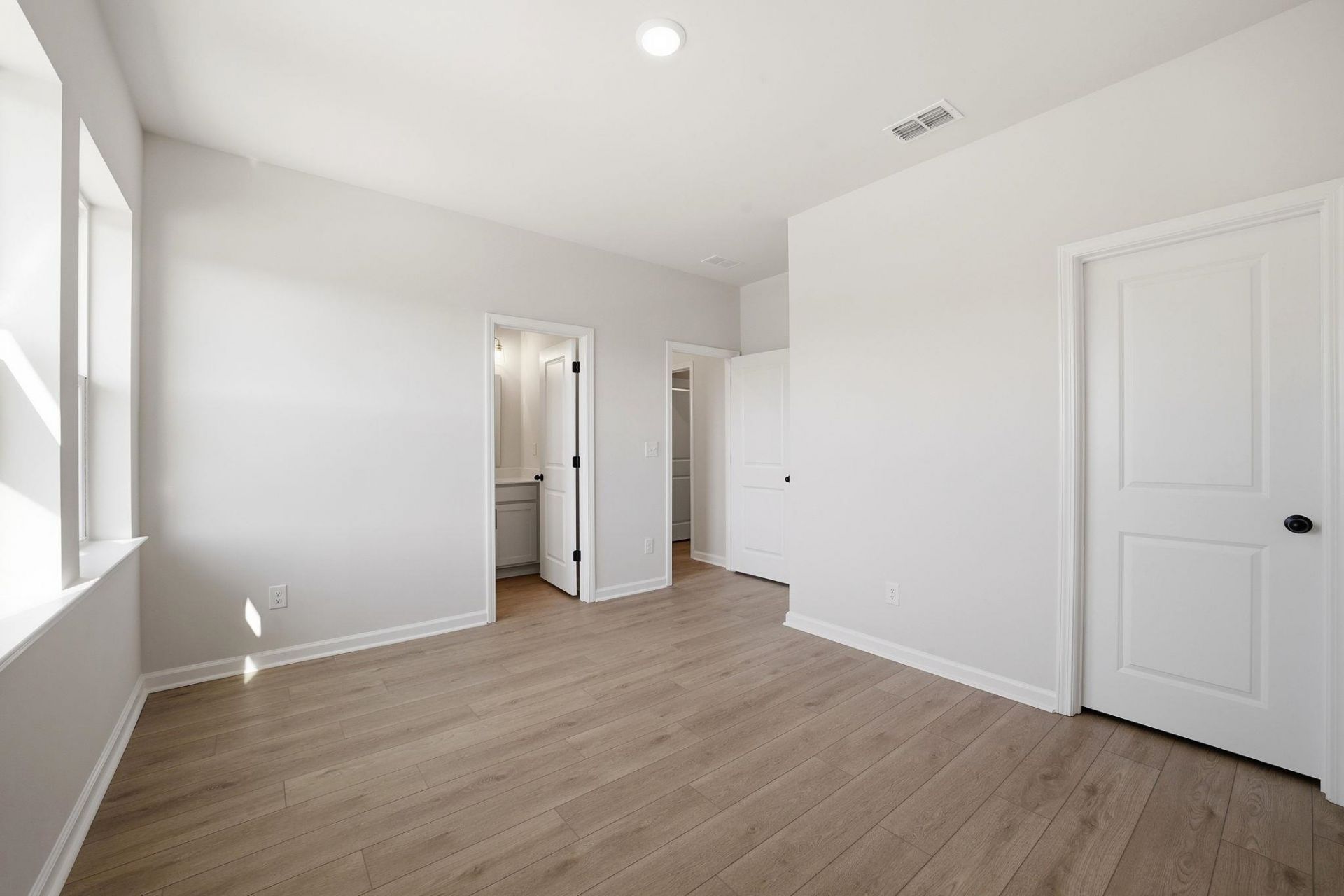 1008 Triton Ave. Photo 29