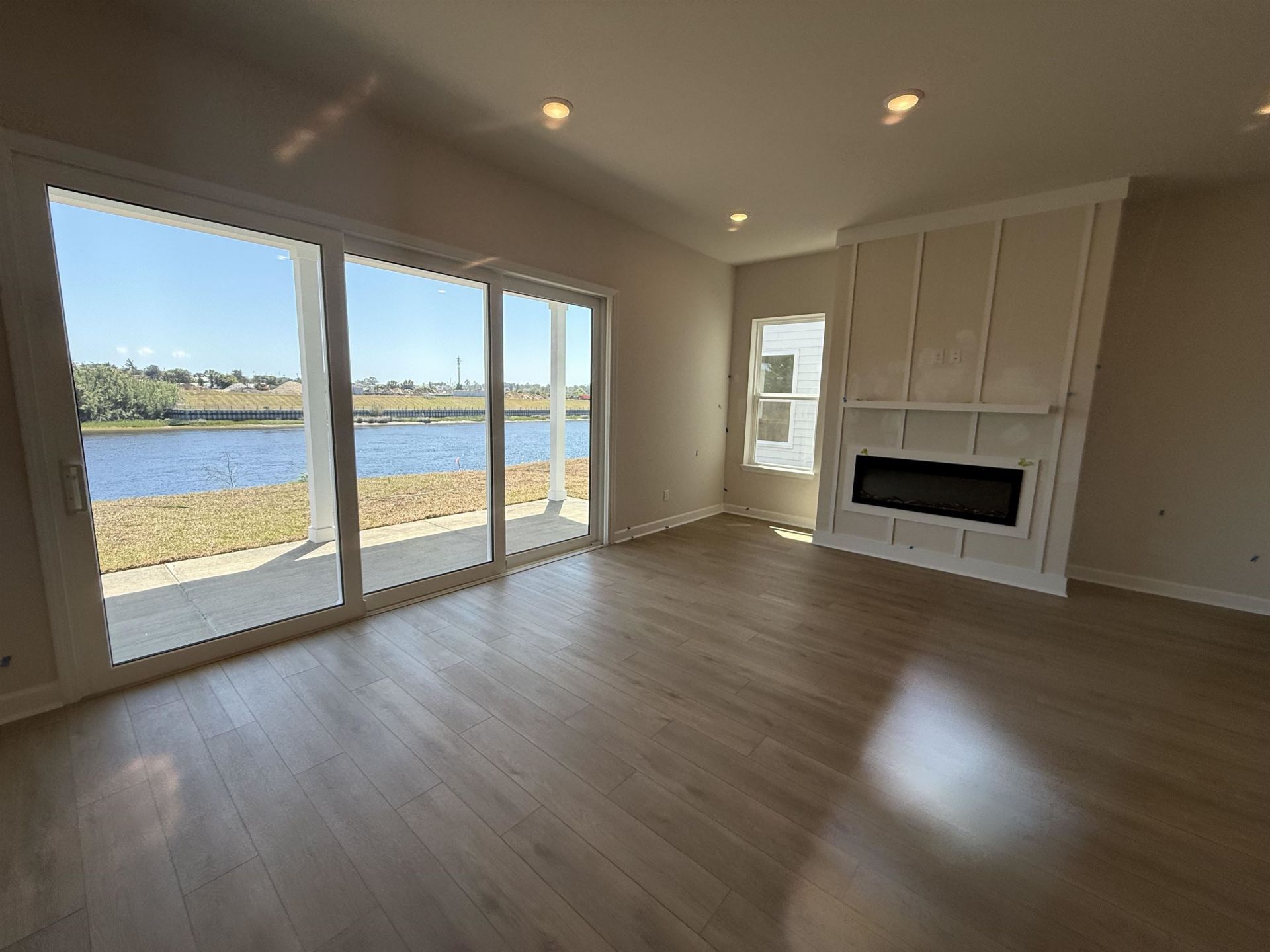 1008 Triton Ave. Photo 5