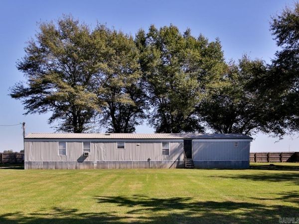 3934 N County Road 17, Leachville, AR 72438
