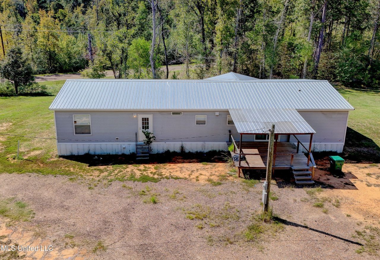 2400 Herren Road, Utica, MS 39175 Main Photo