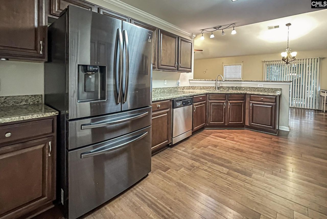 319 Southbrook Drive Photo 14